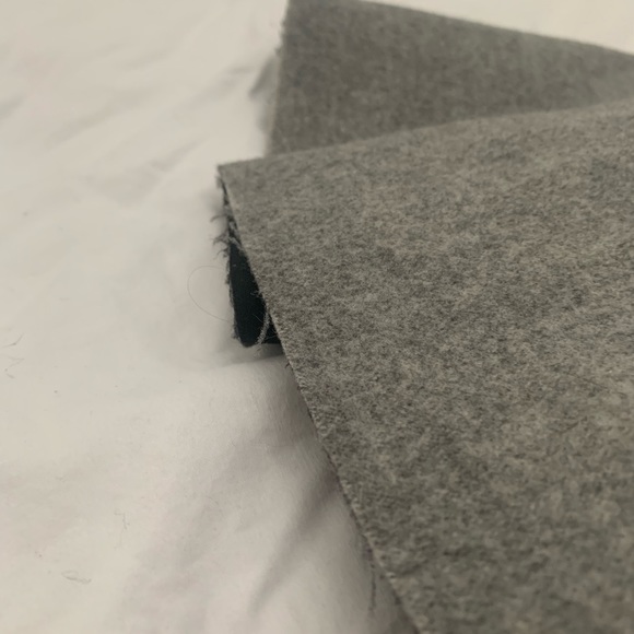 Grey mini skirt - Picture 4 of 4